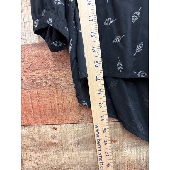 American Eagle Outfitters Womens Black Leaf Print Button-Up Blouse S - Picture 4 of 7